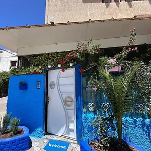  Bed & Breakfast Dar Surf & Ocean